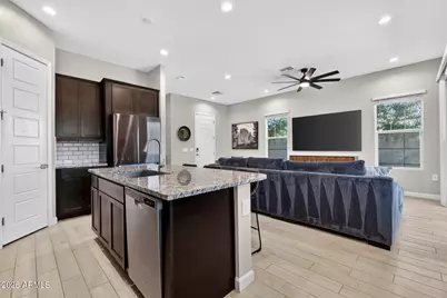 4840 E Village Drive, Scottsdale, AZ 85254 - Photo 7