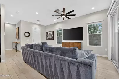 4840 E Village Drive, Scottsdale, AZ 85254 - Photo 13