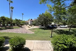 4114 E Union Hills Dr, Phoenix, AZ 85050 - Photo 27