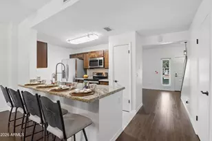 4114 E Union Hills Dr, Phoenix, AZ 85050 - Photo 7