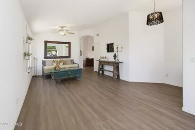 19220 N 52nd Avenue, Glendale, AZ 85308 - Photo 9