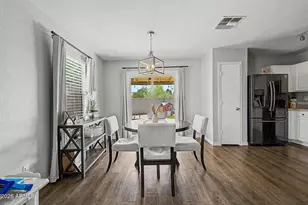 15781 W Watson Ln, Surprise, AZ 85379 - Photo 9
