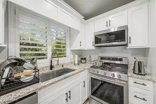 12421 N 42nd Dr, Phoenix, AZ 85029 - Photo 13