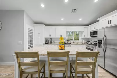 12421 N 42nd Drive, Phoenix, AZ 85029 - Photo 11