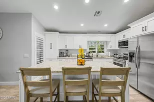 12421 N 42nd Dr, Phoenix, AZ 85029 - Photo 11