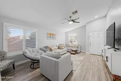 12421 N 42nd Drive, Phoenix, AZ 85029 - Photo 7