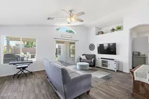 1327 W Lark Dr, Chandler, AZ 85286 - Photo 7