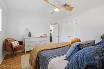 216 E Glenn Drive, Phoenix, AZ 85020 - Photo 33