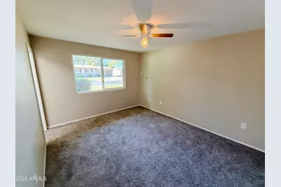 10012 W Lakeview Circle, Sun City, AZ 85351 - Photo 11