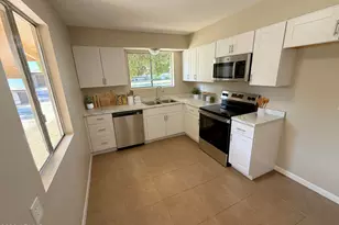 10012 W Lakeview Circle, Sun City, AZ 85351 - Photo 3