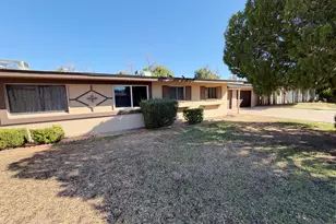 10012 W Lakeview Circle, Sun City, AZ 85351 - Photo 1
