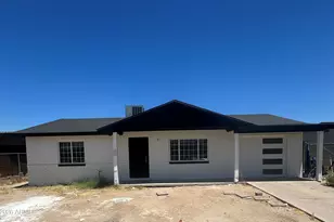 1542 W Carson Rd, Phoenix, AZ 85041 - Photo 1