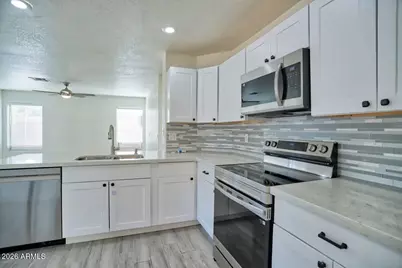333 W Colt Road, Tempe, AZ 85284 - Photo 13