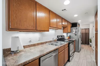 2929 N 39th Street #6, Phoenix, AZ 85018 - Photo 7