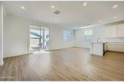 25339 N 175th Avenue, Surprise, AZ 85387 - Photo 13