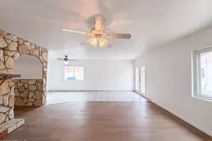 1835 E Palm Ln, Phoenix, AZ 85006 - Photo 3