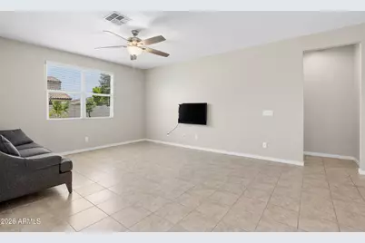 18758 W Shangri La Road, Surprise, AZ 85388 - Photo 15