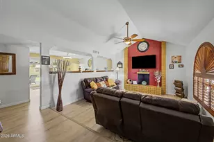 4555 W Echo Ln, Glendale, AZ 85302 - Photo 11