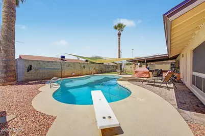 4555 W Echo Lane, Glendale, AZ 85302 - Photo 33