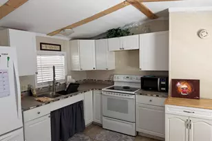 146 N Merrill Rd, Apache Junction, AZ 85120 - Photo 7