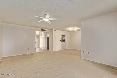 10034 W Concord Avenue, Sun City, AZ 85351 - Photo 9