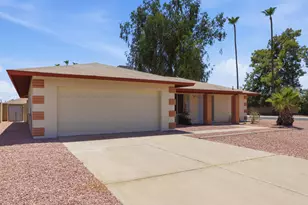 2949 W Cactus Wren Dr, Phoenix, AZ 85051 - Photo 1