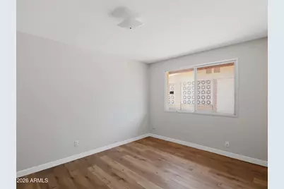2949 W Cactus Wren Drive, Phoenix, AZ 85051 - Photo 21