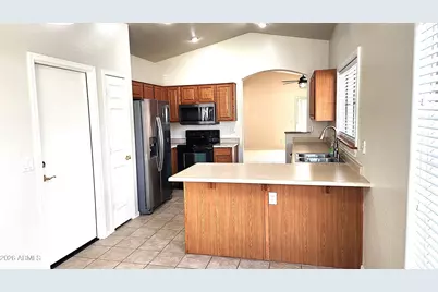 3566 S Seton Avenue, Gilbert, AZ 85297 - Photo 5