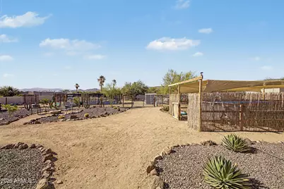 1120 E Circle Mountain Road, New River, AZ 85087 - Photo 37