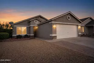 3131 W Donald Dr, Phoenix, AZ 85027 - Photo 1