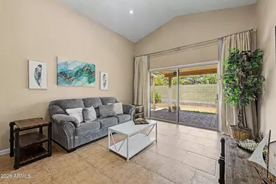 10405 N 65th Drive, Glendale, AZ 85302 - Photo 9