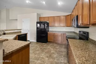 2501 S 255th Dr, Buckeye, AZ 85326 - Photo 9