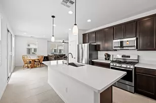 14110 W Hackamore Dr, Surprise, AZ 85387 - Photo 9