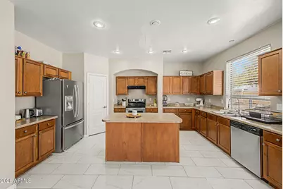 4112 S 104th Lane, Tolleson, AZ 85353 - Photo 19