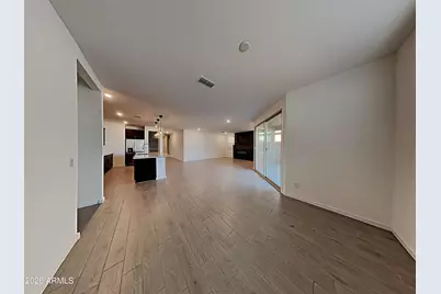 4438 W Bush Bean Way, San Tan Valley, AZ 85144 - Photo 7