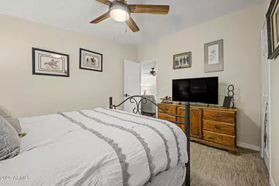 39809 N New River Road, Phoenix, AZ 85086 - Photo 29