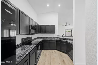 5853 W Seldon Lane, Glendale, AZ 85302 - Photo 11