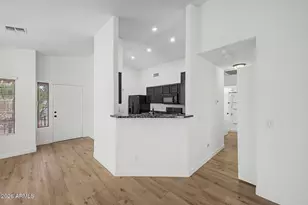 5853 W Seldon Ln, Glendale, AZ 85302 - Photo 7