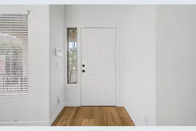 5853 W Seldon Lane, Glendale, AZ 85302 - Photo 5