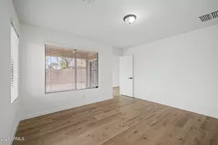 5853 W Seldon Ln, Glendale, AZ 85302 - Photo 13