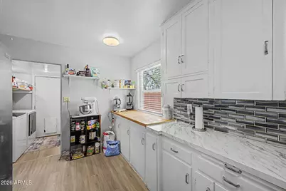 326 W Pinkley Avenue, Coolidge, AZ 85128 - Photo 9