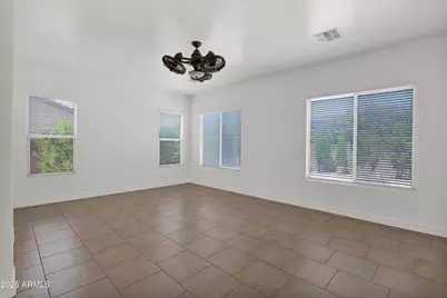 2282 E Tomahawk Drive, Gilbert, AZ 85298 - Photo 17