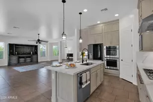 2282 E Tomahawk Dr, Gilbert, AZ 85298 - Photo 7