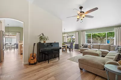 3244 E Rosemonte Drive, Phoenix, AZ 85050 - Photo 15