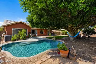 3244 E Rosemonte Dr, Phoenix, AZ 85050 - Photo 9