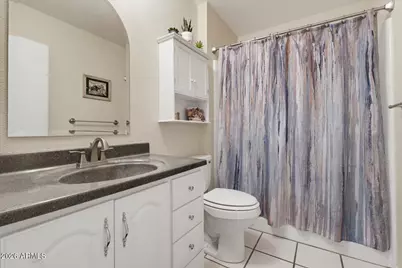 10611 W Saratoga Circle, Sun City, AZ 85351 - Photo 19