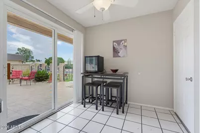 10611 W Saratoga Circle, Sun City, AZ 85351 - Photo 5