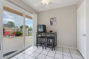10611 W Saratoga Cir, Sun City, AZ 85351 - Photo 5