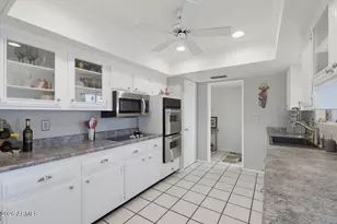 10611 W Saratoga Cir, Sun City, AZ 85351 - Photo 3