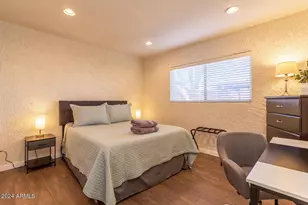 8357 E Thomas Rd, Scottsdale, AZ 85251 - Photo 13